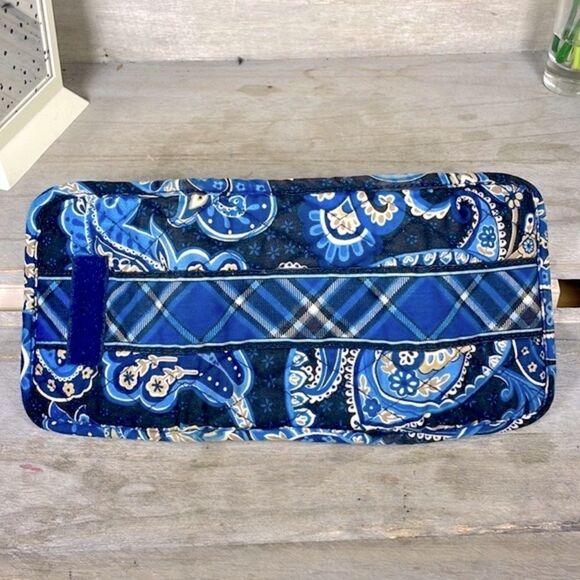 Vera Bradley Trifold Wallet Retired Windsor Navy - Picture 7 of 7